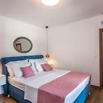 Arapovic شقة